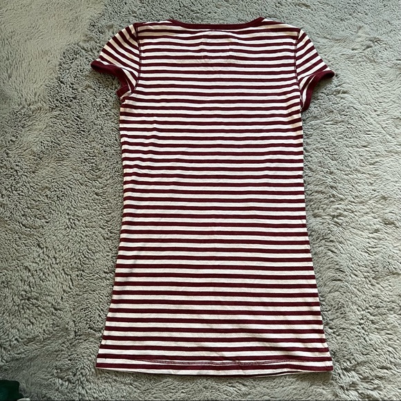 Hollister T-shirt Size Large - Picture 3 of 3